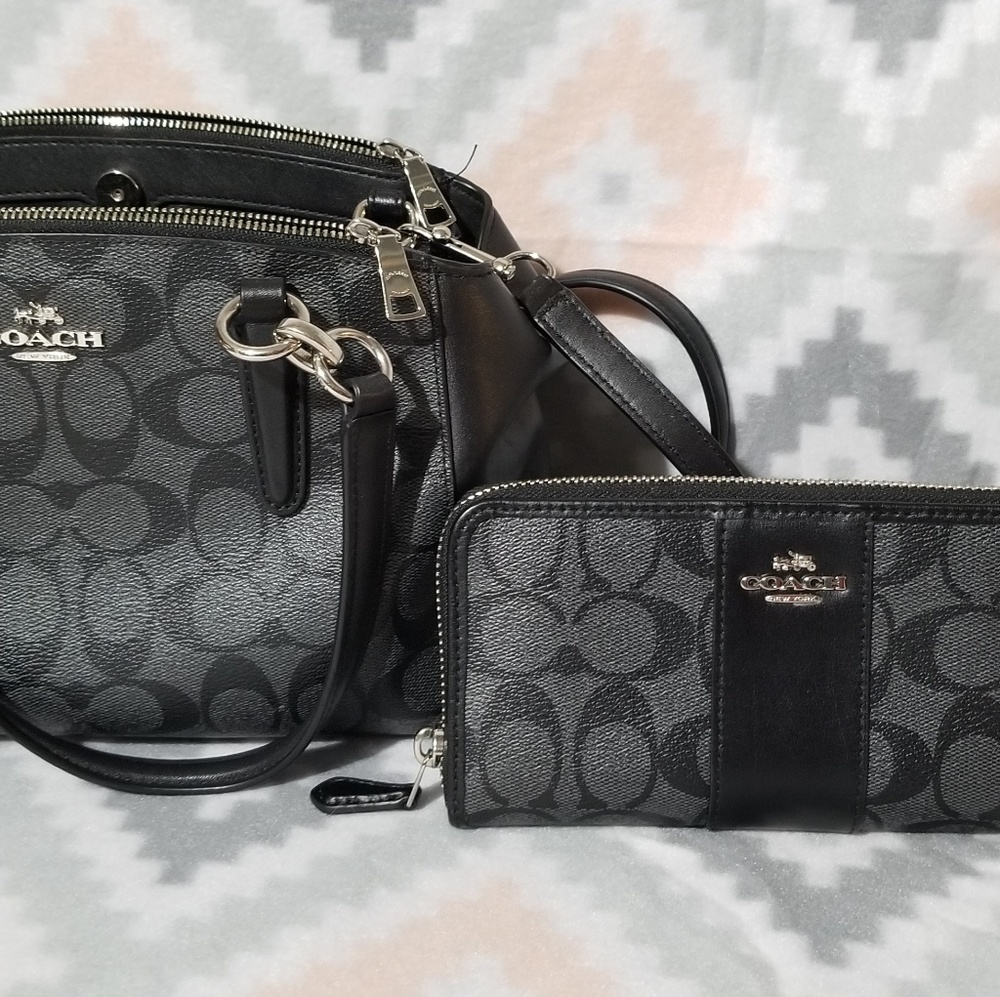 Coach Purse with wallet